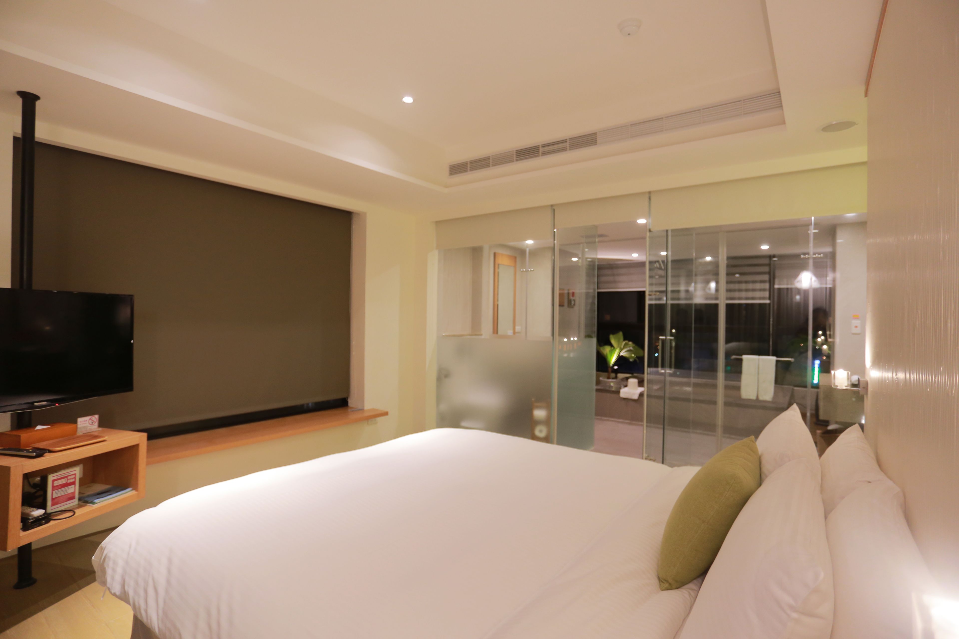 Premium bedding, down comforters, free minibar, individually decorated