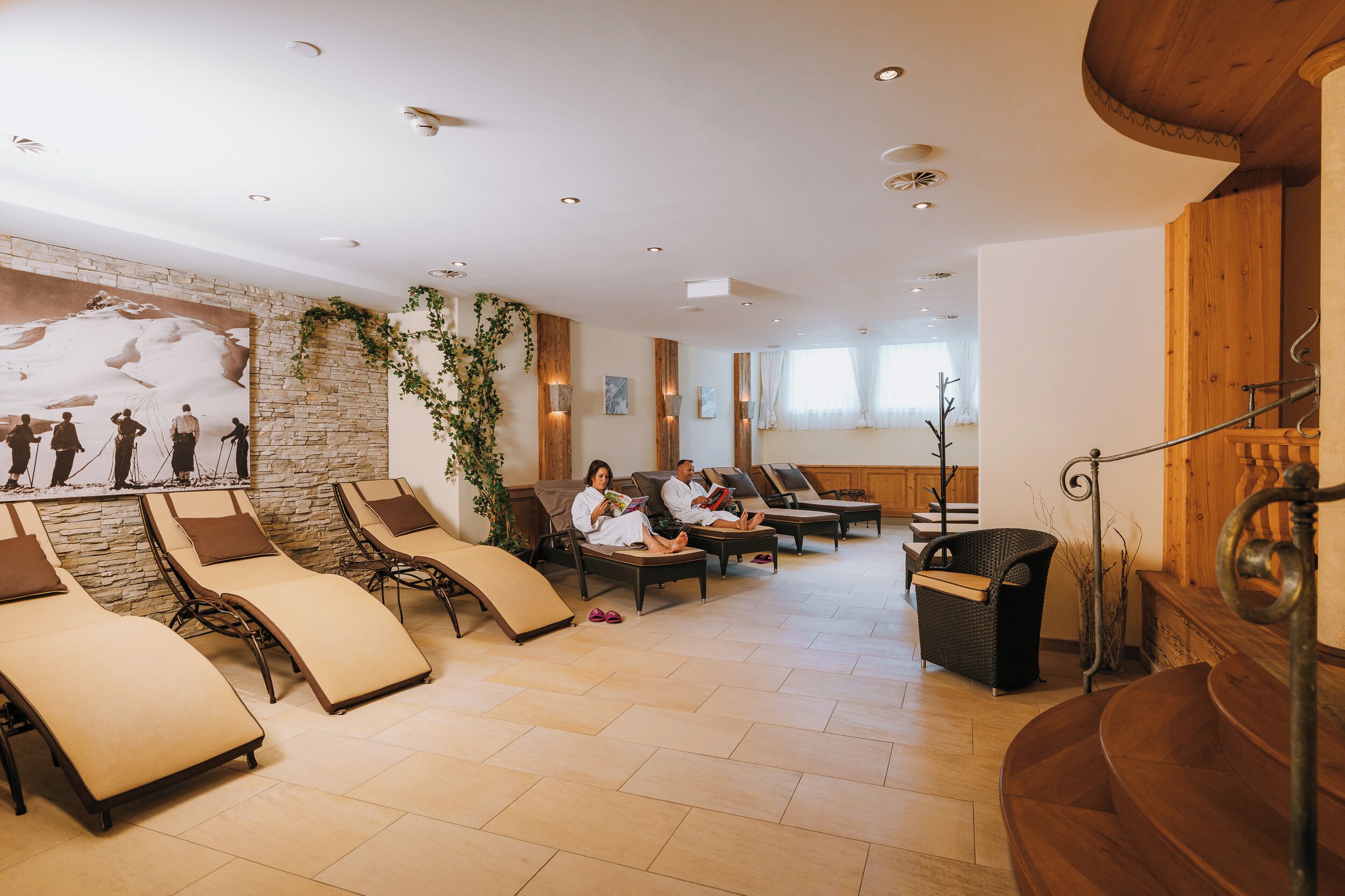 Sauna, steam room, Swedish massages, sports massages, massages