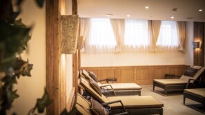 Sauna, baño de vapor, masajes suecos, masajes deportivos y masajes 