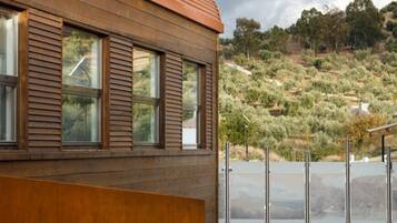 Donsdekens, individueel gedecoreerd, individueel gemeubileerd