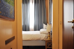 Room - SAN Guido (Milan)