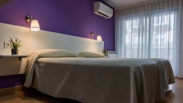 City Double or Twin Room | Minibar, desk, laptop workspace, cribs/infant beds