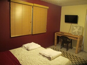 Standard Double Room, Private Bathroom | Desk, free cribs/infant beds, rollaway beds, free WiFi - Waterfall Hostel (Los Agarrobos)