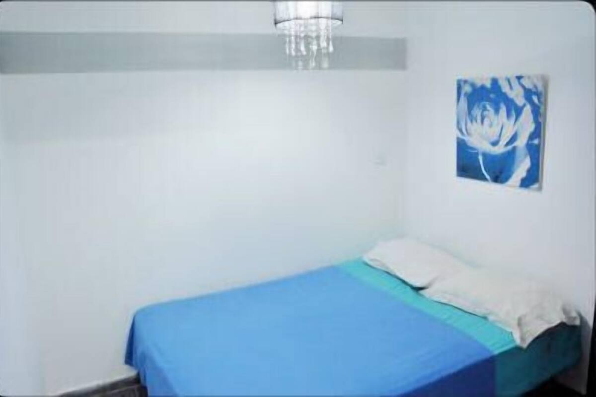 Rollaway beds (surcharge), WiFi (free)