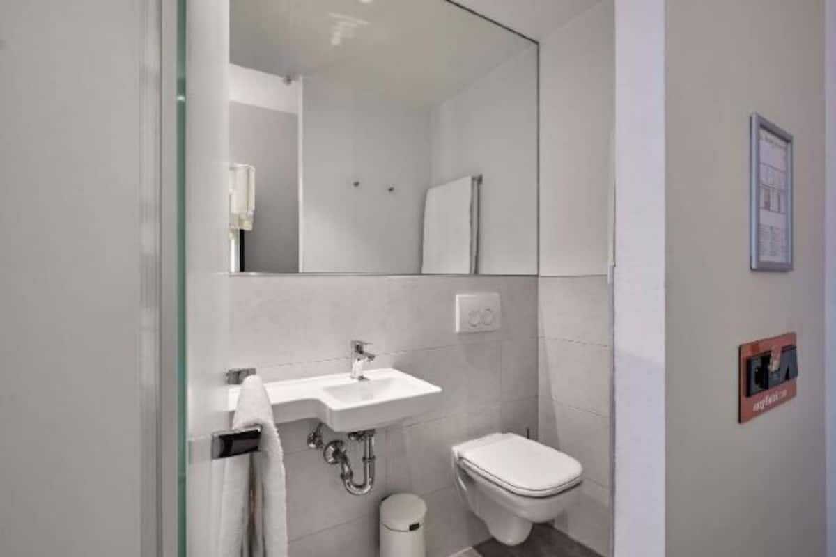 Bathroom | Shower, free toiletries, hair dryer, towels