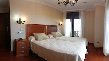 Twin Room | Premium bedding, free WiFi, bed sheets