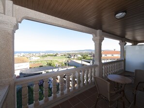 Quarto casal | Pia do banheiro