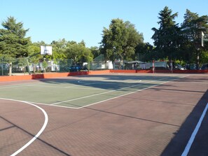 Tennis court