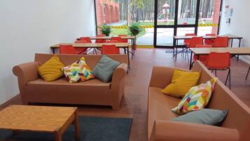 บริเวณนั่งเล่นที่ล็อบบี้