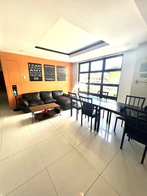 Televisión LED 24 pulgadas con canales de televisión por cable