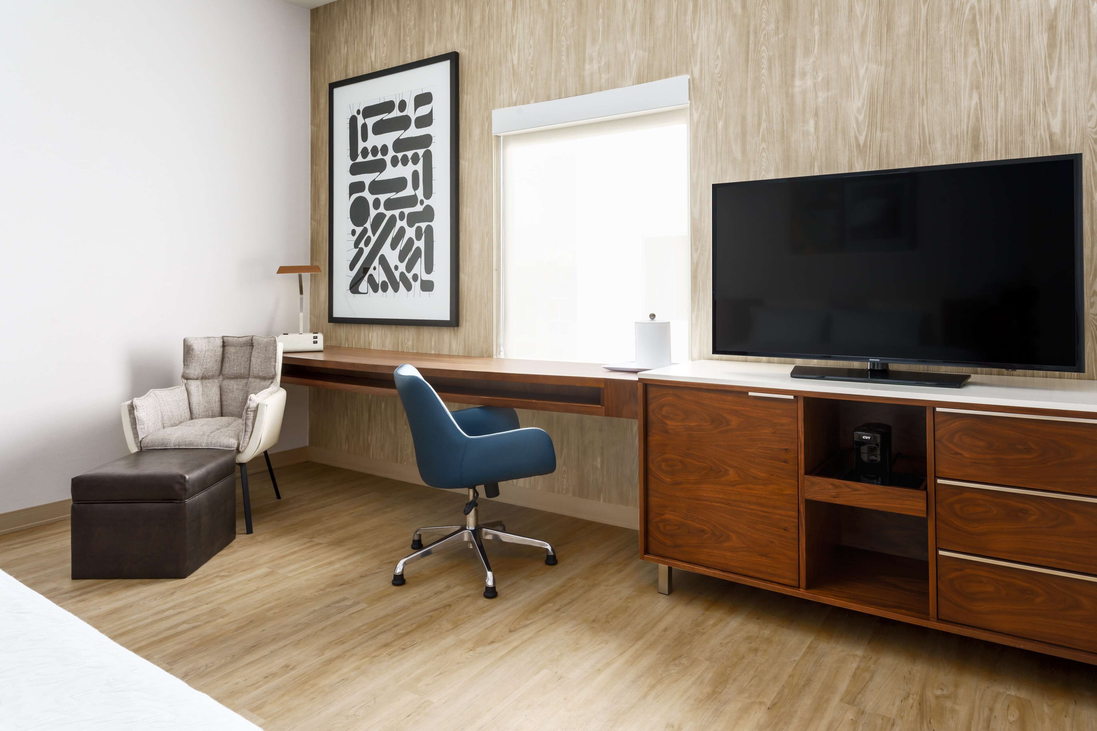 1 bedroom, in-room safe, desk, laptop workspace