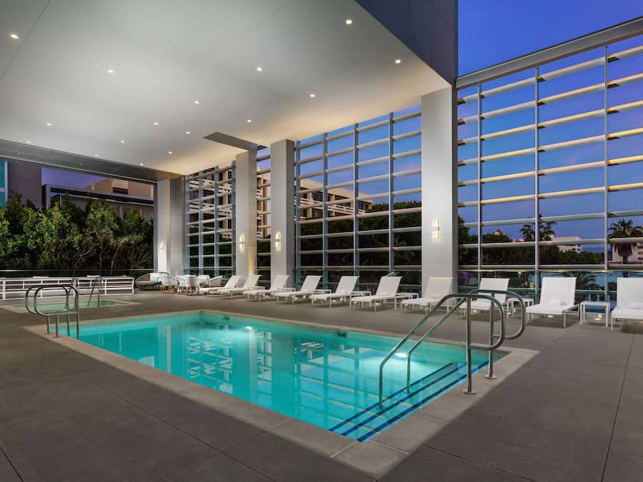 Outdoor pool, sun loungers