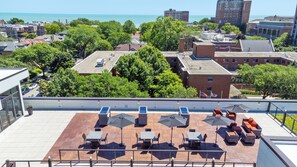 Terrace/patio - Hampton Inn Chicago North-Loyola Station (Chicago)