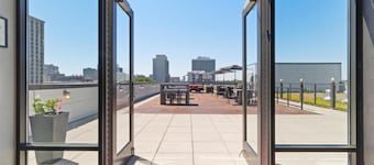 Hampton Inn Chicago North-Loyola Station