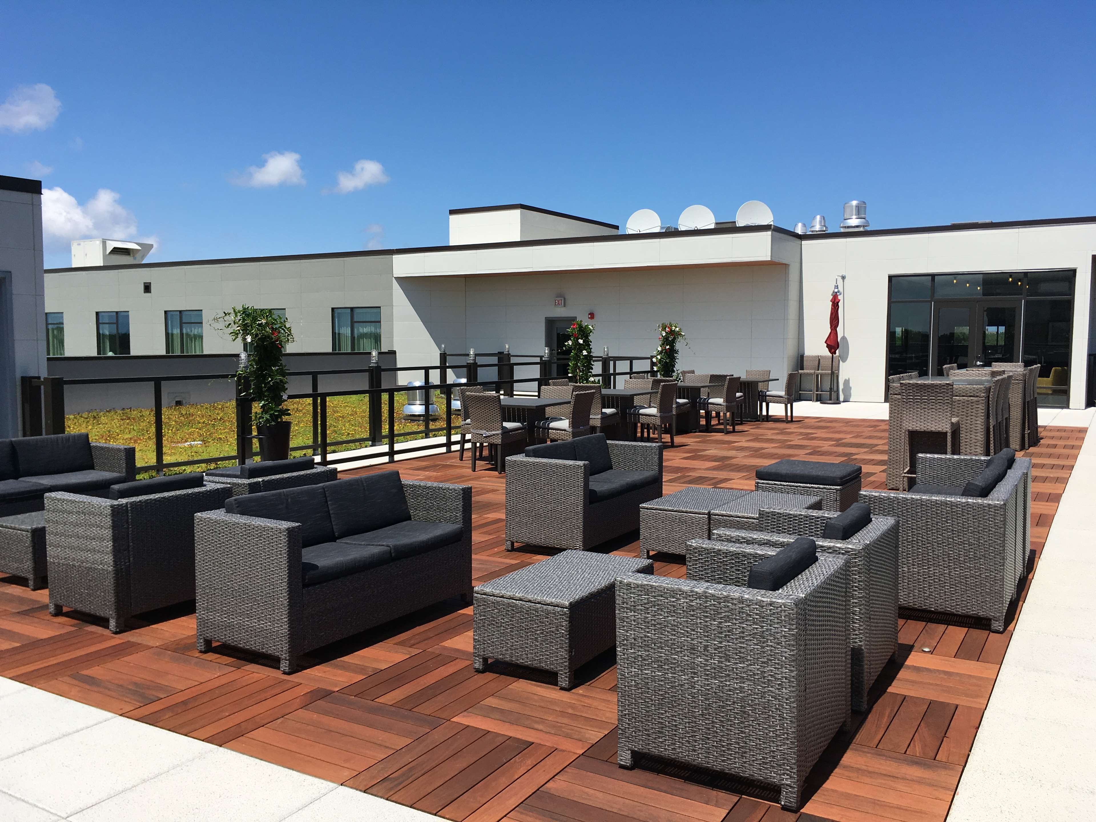 Photo - Hampton Inn Chicago North-Loyola Station, Il