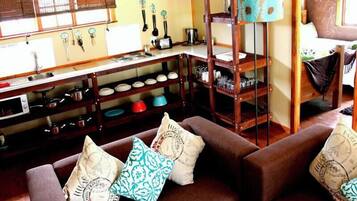 Family Chalet, 3 Bedrooms | Living room | Flat-screen TV