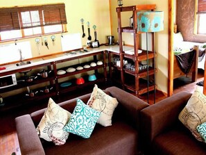 Family Chalet, 3 Bedrooms | Living room