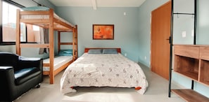 Comfort Quadruple Room | Free WiFi, bed sheets - Sagui Hostel (Florianópolis)