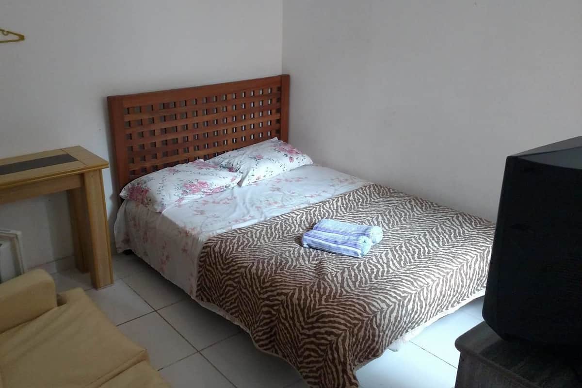 Habitación estándar con 1 cama doble o 2 individuales | Wifi gratis