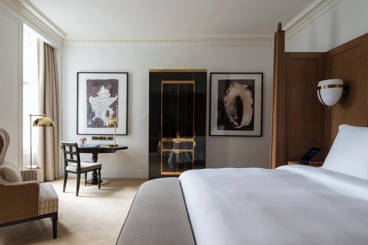 Premier Room, 1 King Bed