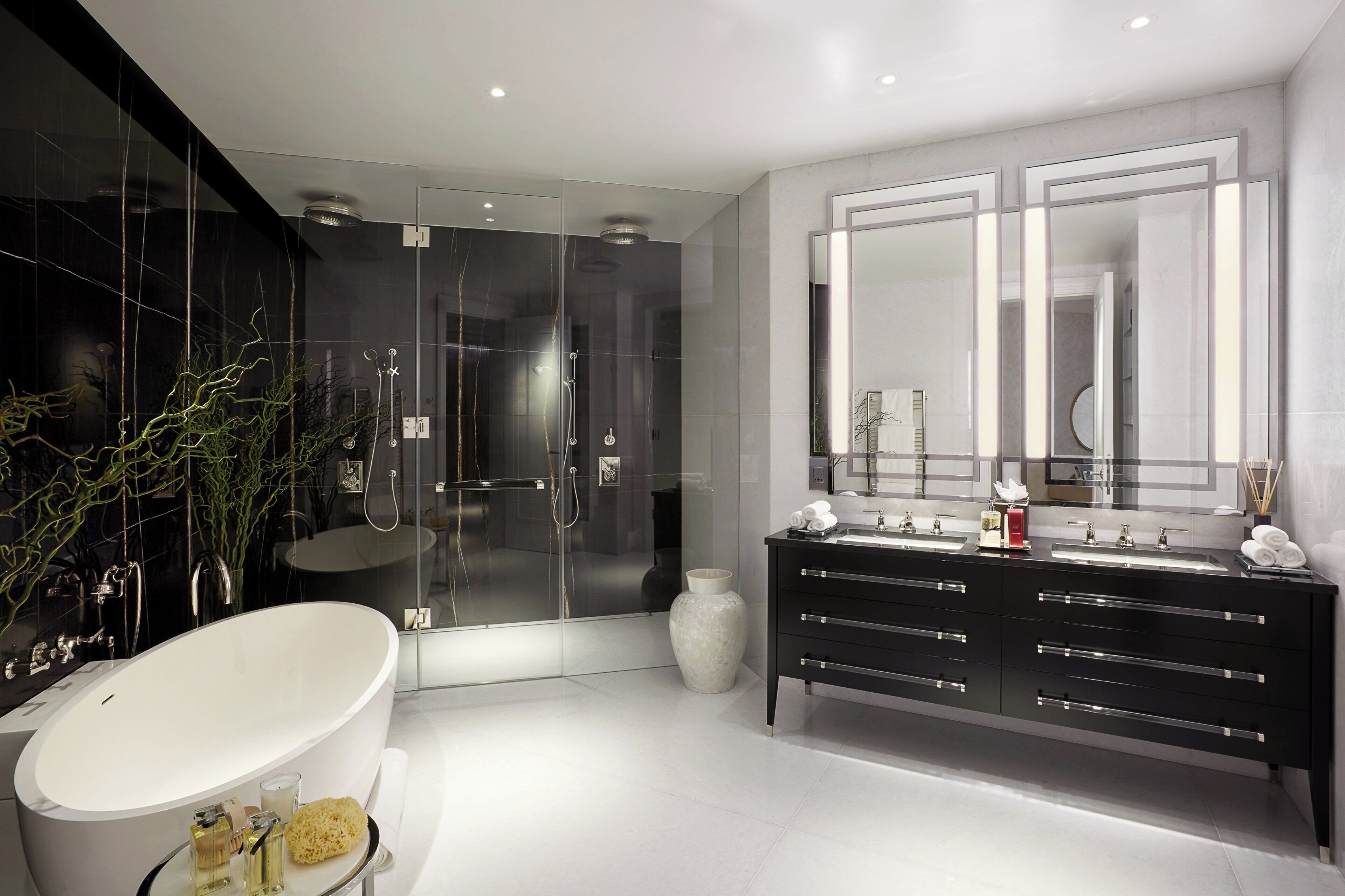 suite, 3 bedrooms (tower view hotel residence) | 1 bedroom, minibar, in-room safe, desk