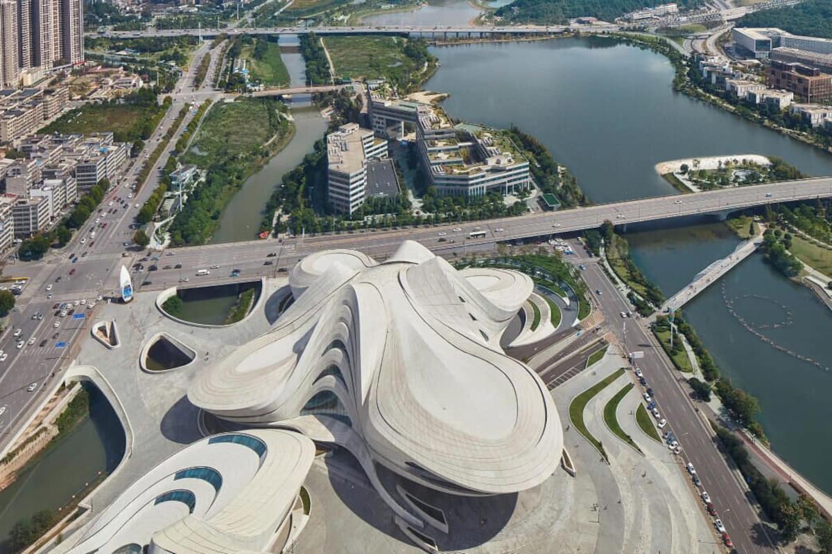 Suite « Premier », 1 très grand lit, vue lac | Literie de qualité supérieure, couette en duvet d'oie, surmatelas