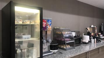 Free daily continental breakfast
