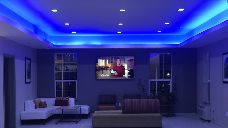 Catoosa Inn & Suites