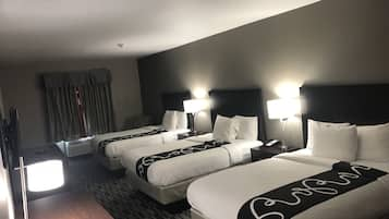 Basic Triple Room, Multiple Beds