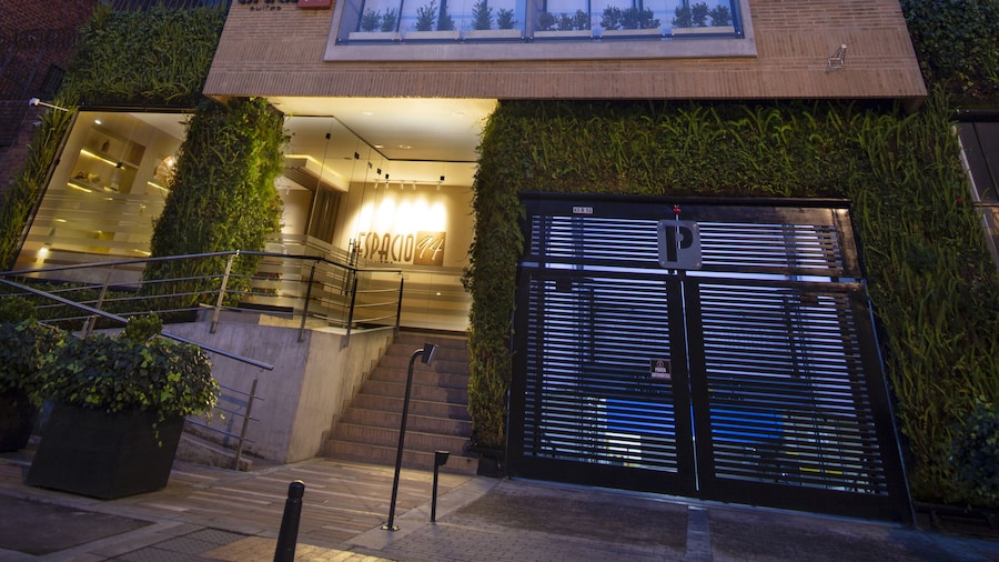 Hotel Espacio 94