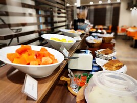 Desayuno buffet incluido todos los días 