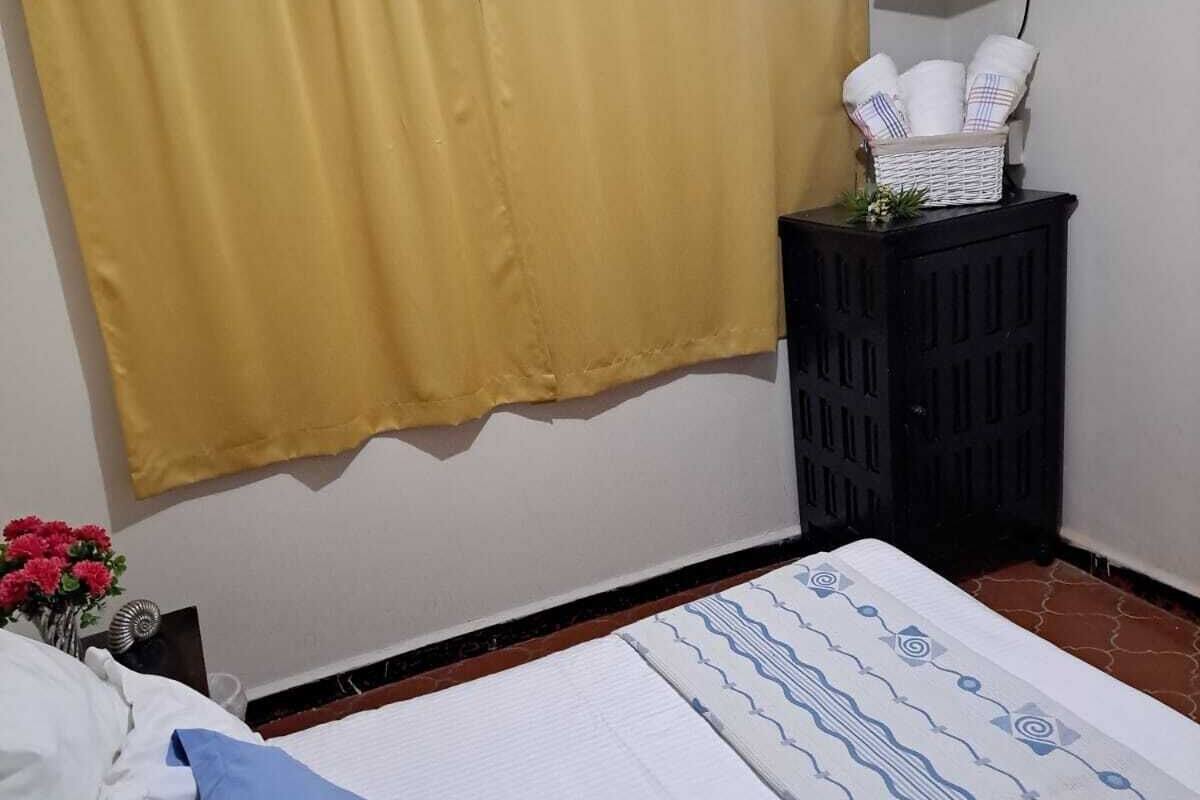 Wi-Fi de cortesia, roupa de cama