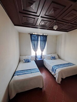 Free WiFi, bed sheets - Hotel Posada del Cortijo (Morelia)