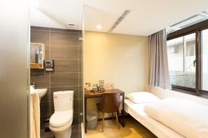 Yhden hengen economy-huone | Untuvapeitot, ilmaiset minibaarituotteet, äänieristys, ilmainen Wi-Fi