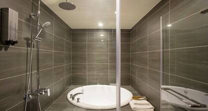 Just Live Inn Keelung
