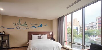 华丽双人房 | 羽绒被、迷你吧（备有免费物品）、隔音、免费 WiFi