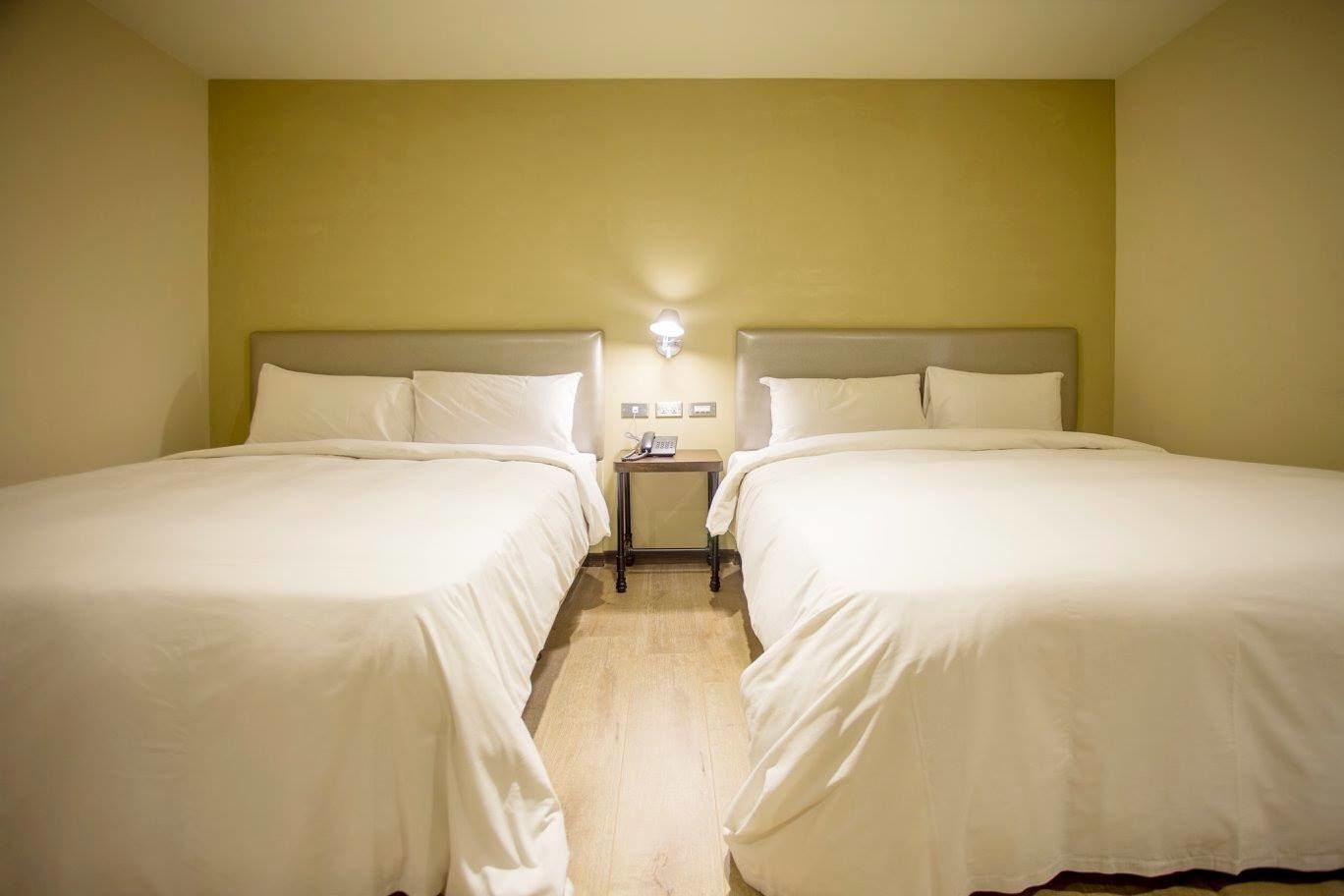 Down duvets, free minibar, soundproofing, free WiFi