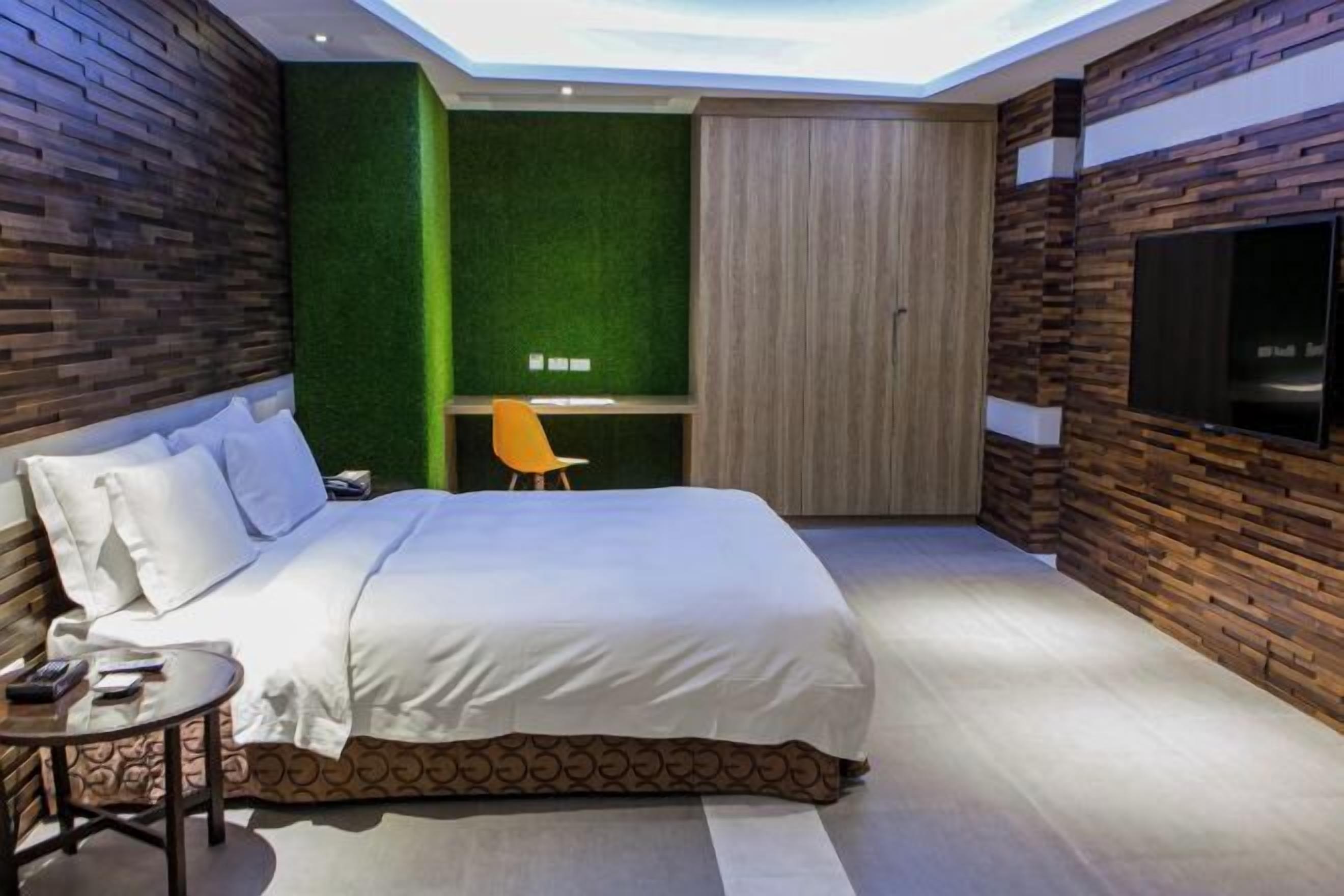 Desk, blackout curtains, iron/ironing board, free WiFi