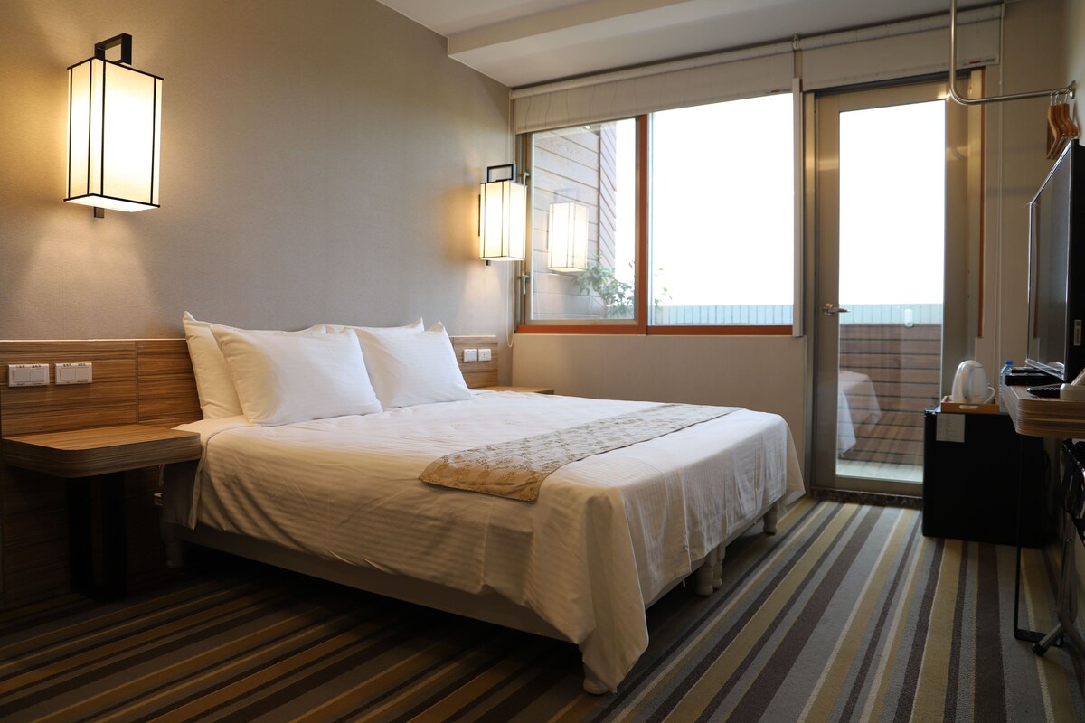 Elite-Doppelzimmer, 1 Queen-Bett, Nichtraucher, Parkblick
