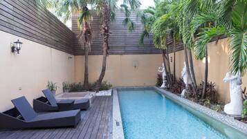 Platinum Suite (Check in time starts from 6pm) | Private pool