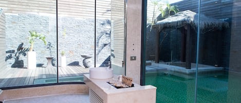 Flagship Suite (Check in time starts from 6pm) | Bathroom | Separate tub and shower, free toiletries, hair dryer, slippers