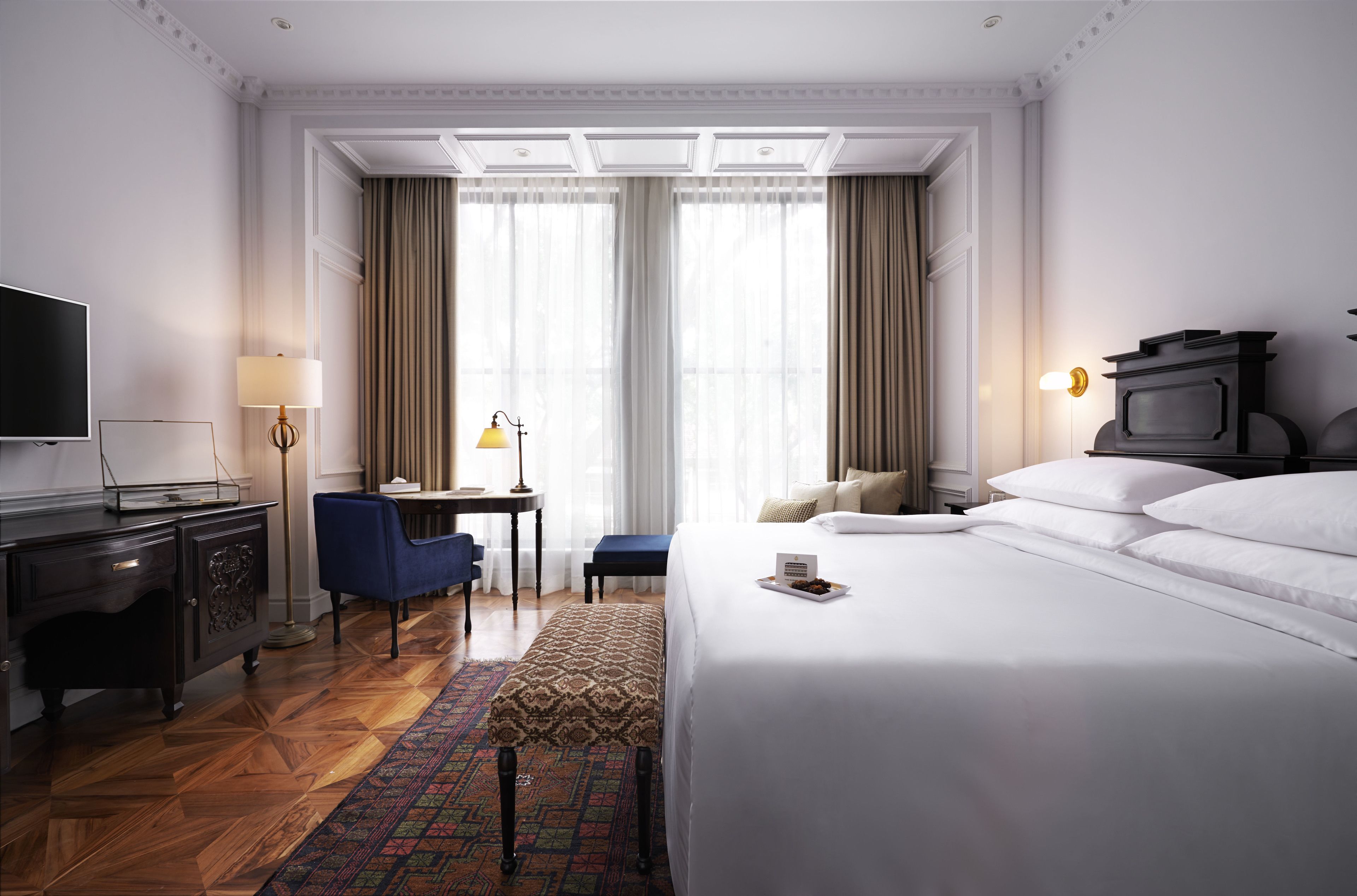 1 bedroom, premium bedding, minibar, in-room safe