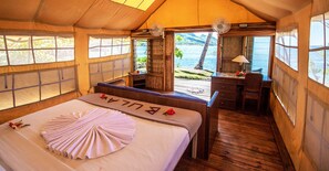Quarto, de frente para a praia (Safari Bure) | Roupa de cama