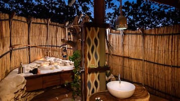 Beachfront Bure | Bathroom | Shower, towels