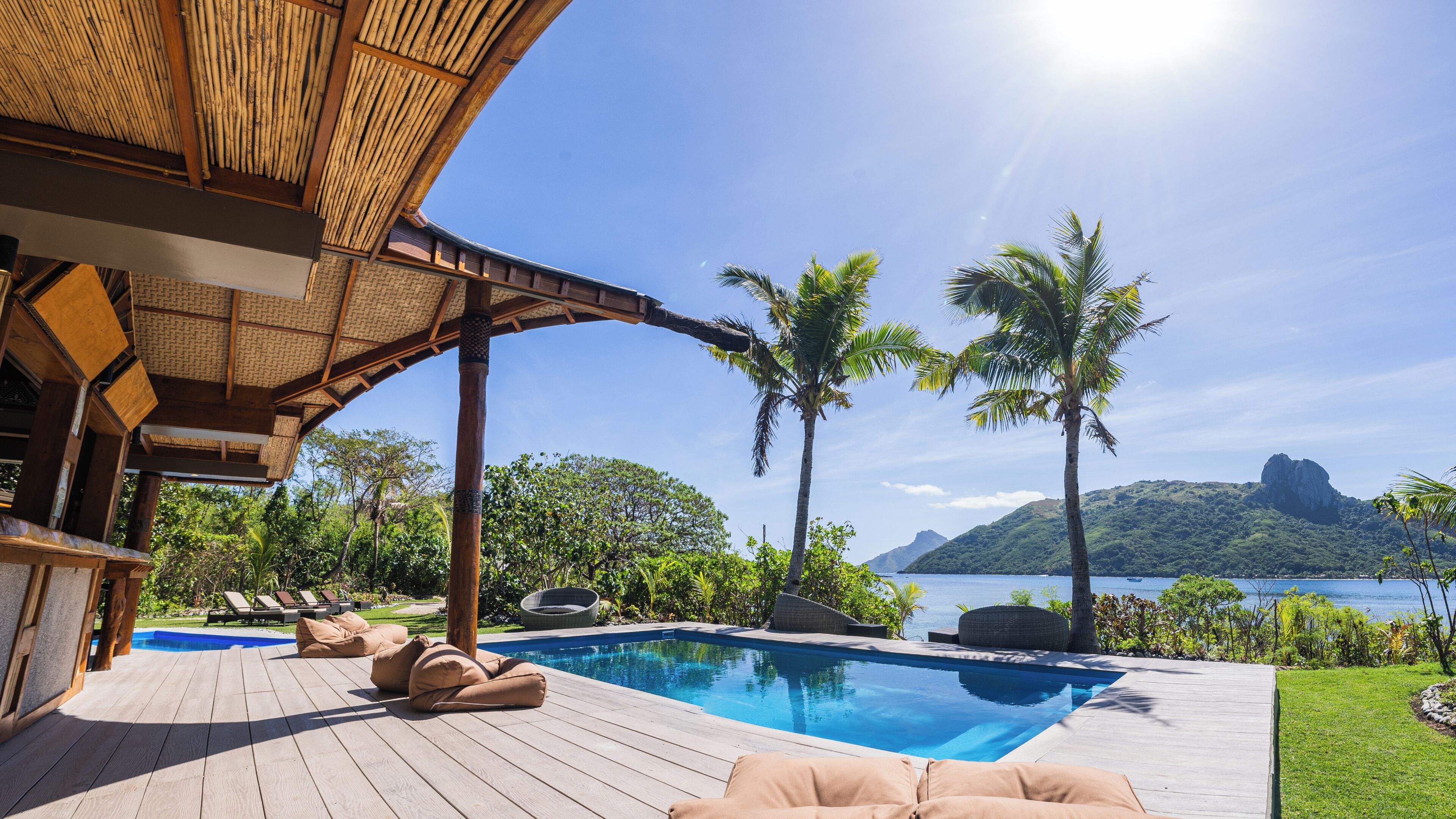 3 outdoor pools, sun loungers