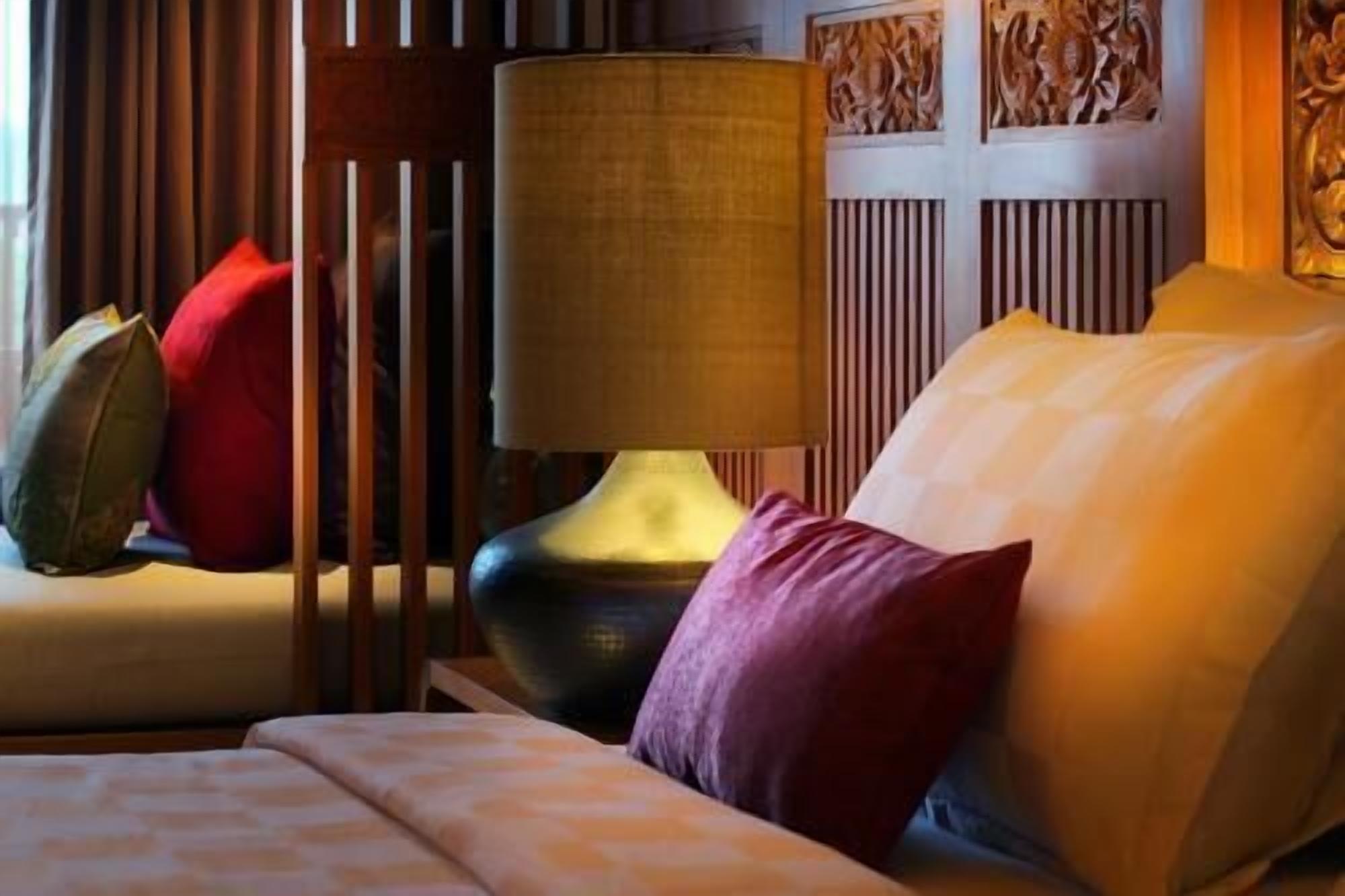 In-room safe, desk, iron/ironing board, free WiFi