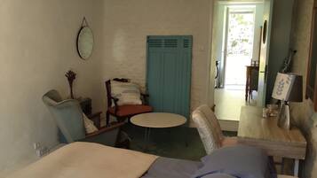 Appartement Confort | 1 chambre, décoration personnalisée, ameublement personnalisé, bureau