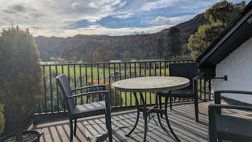 Penthouse Self-catering Apartment | Terrace/patio