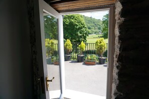 Penthouse Self-catering Apartment | Terrace/patio - Lake View Country House and Self-catering Apartments (Ambleside)