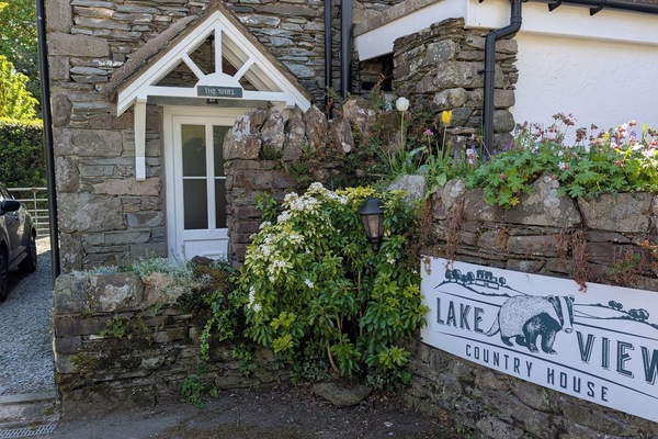 The Shiel Self-Catering Apartment | Egyptian cotton sheets, premium bedding, pillowtop beds